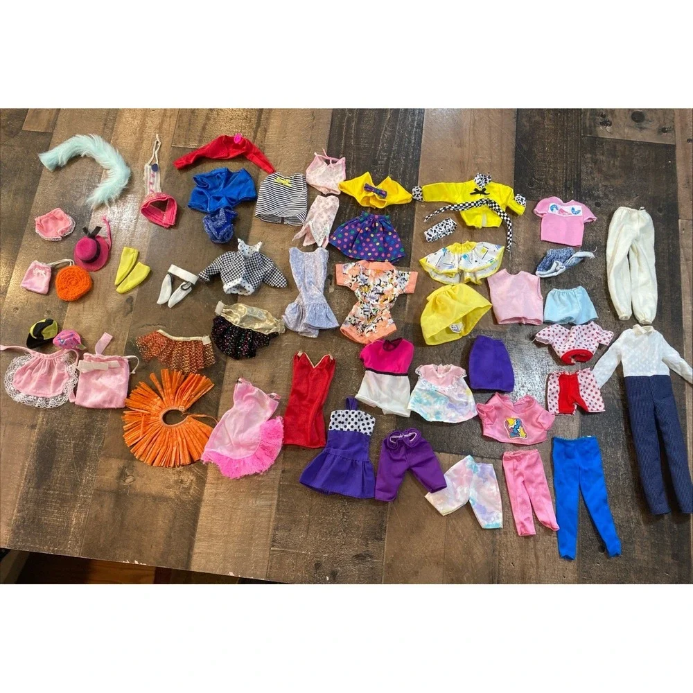 53pc Vintage Barbie Clothes Lot 80s 90s Gowns Accessories Stacie Outfits‎